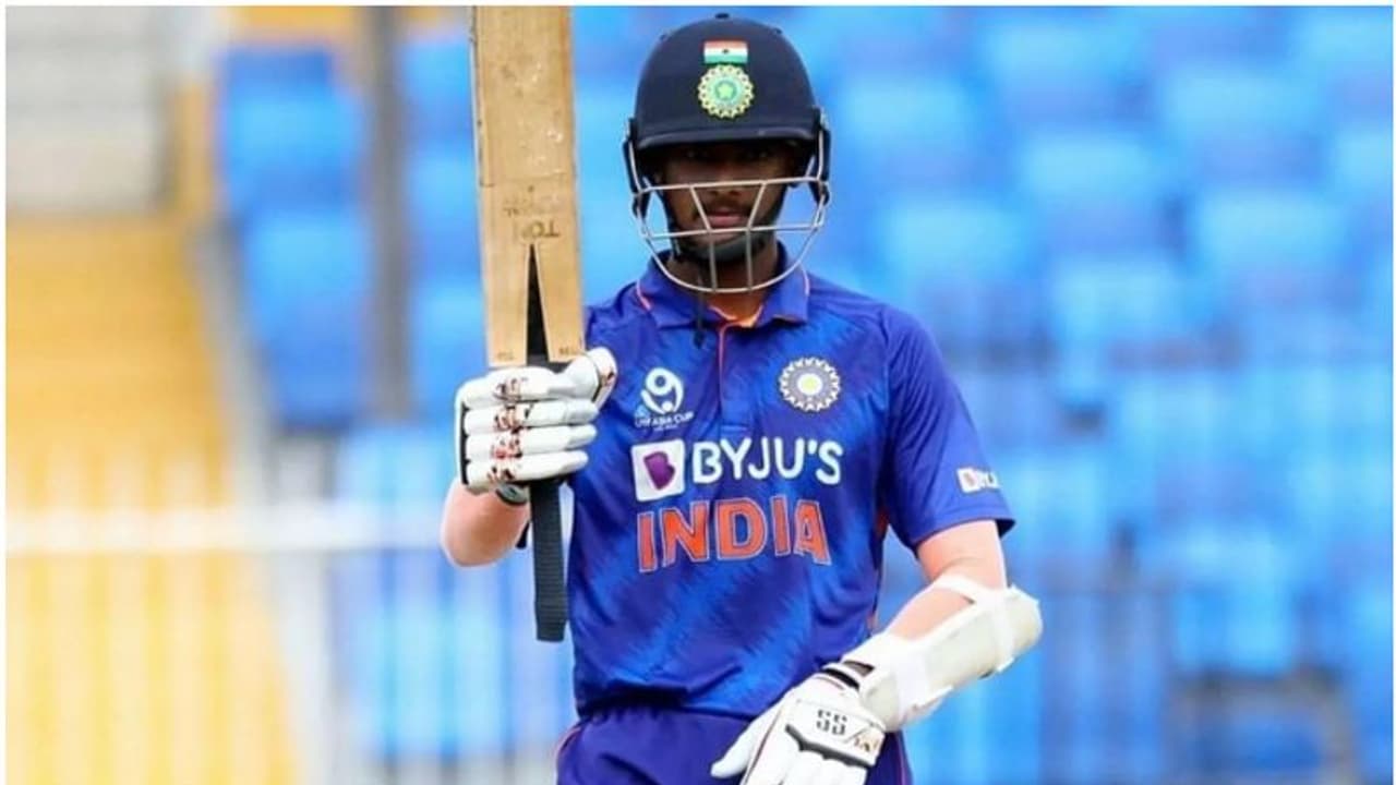 പരിശീലനത്തിനായി എന്നും 50 കി.മി യാത്ര; പോരാളിയാണ് ഷെയ്ഖ് റഷീദ്, സിഎസ്കെ വിളിച്ചെടുത്തത് വെറുതെയാവില്ല! പരിശീലനത്തിനായി എന്നും 50 കി.മി യാത്ര; പോരാളിയാണ് ഷെയ്ഖ് റഷീദ്, സിഎസ്കെ വിളിച്ചെടുത്തത് വെറുതെയാവില്ല!