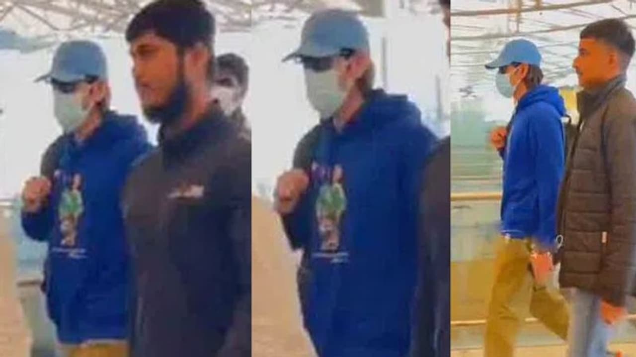 మరోసారి ఫ్యామిలీతో వెకేషన్ కు వెళ్లిన మహేశ్ బాబు.. మరీ ‘ఎస్ఎస్ఎంబీ 28’ నెక్ట్స్ షూట్ ఎప్పుడు? మరోసారి ఫ్యామిలీతో వెకేషన్ కు వెళ్లిన మహేశ్ బాబు.. మరీ ‘ఎస్ఎస్ఎంబీ 28’ నెక్ట్స్ షూట్ ఎప్పుడు?