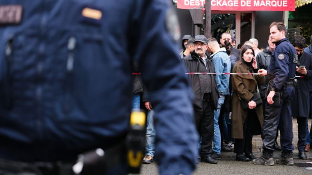 പാരീസിലെ കുർദിഷ് സാംസ്കാരിക കേന്ദ്രത്തില് വെടിവയ്പ്, മൂന്ന് പേര് കൊല്ലപ്പെട്ടു, അക്രമി പിടിയില് പാരീസിലെ കുർദിഷ് സാംസ്കാരിക കേന്ദ്രത്തില് വെടിവയ്പ്, മൂന്ന് പേര് കൊല്ലപ്പെട്ടു, അക്രമി പിടിയില്