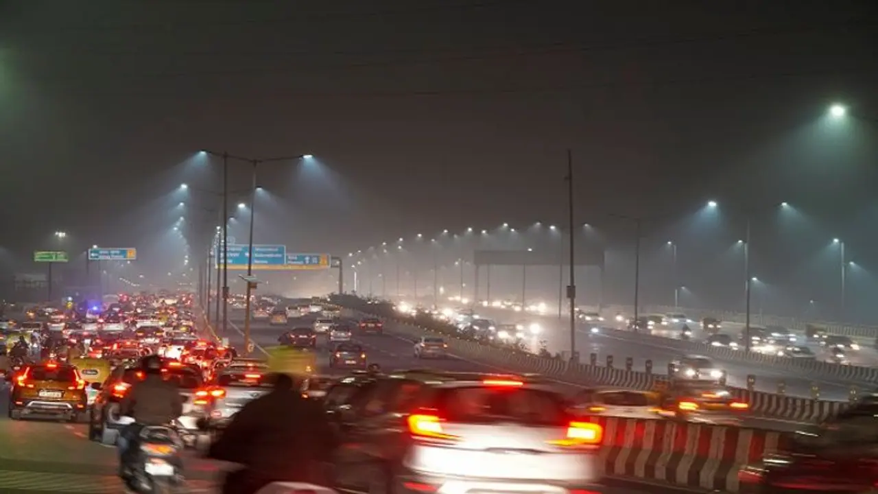 IMD issues dense fog warning over parts of North India till December 27; all you need to know
