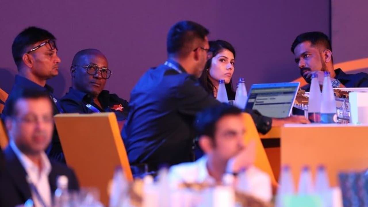 IPL Auction 2023: अनसोल्ड रहने पर छलका इस क्रिकेटर का दर्द, कहा 'दुःखी और शॉक्ड महसूस कर रहा हूं' IPL Auction 2023: अनसोल्ड रहने पर छलका इस क्रिकेटर का दर्द, कहा 'दुःखी और शॉक्ड महसूस कर रहा हूं'