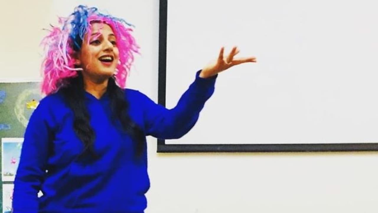 बेहद डिमांड में है स्टोरी टेलिंग प्रोफेशन, जानिए करियर के लिहाज से कौन से स्किल्स होंगे जरूरी बेहद डिमांड में है स्टोरी टेलिंग प्रोफेशन, जानिए करियर के लिहाज से कौन से स्किल्स होंगे जरूरी