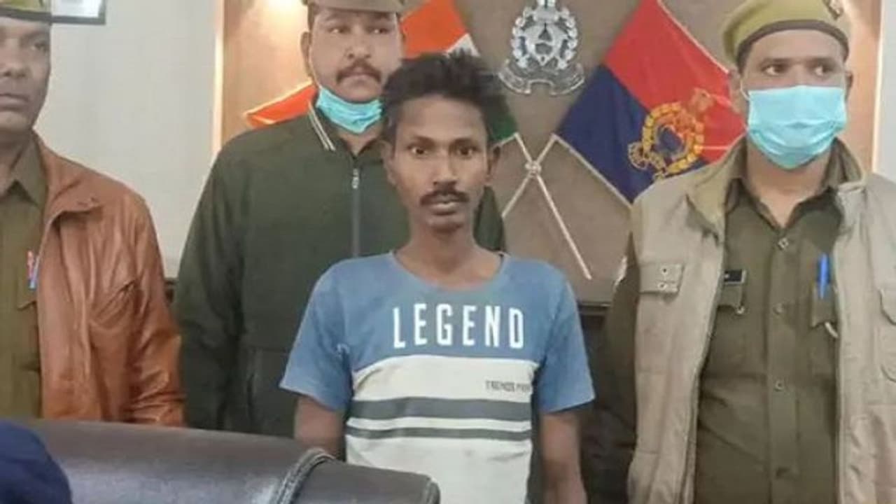 शराब का पैग बनाने को लेकर दोस्तों के बीच शुरू हुआ था विवाद, पुलिस ने सिक्योरिटी गार्ड की मौत का किया खुलासा शराब का पैग बनाने को लेकर दोस्तों के बीच शुरू हुआ था विवाद, पुलिस ने सिक्योरिटी गार्ड की मौत का किया खुलासा