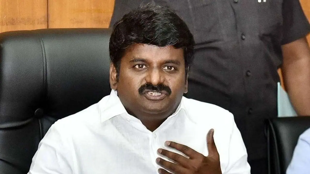 வாக்காளர் பட்டியலில் குளறுபடி; கள்ள ஓட்டு போட திமுகவினர் தயாராக உள்ளனர் விஜயபாஸ்கர் பரபரப்பு குற்றச்சாட்டு வாக்காளர் பட்டியலில் குளறுபடி; கள்ள ஓட்டு போட திமுகவினர் தயாராக உள்ளனர் விஜயபாஸ்கர் பரபரப்பு குற்றச்சாட்டு