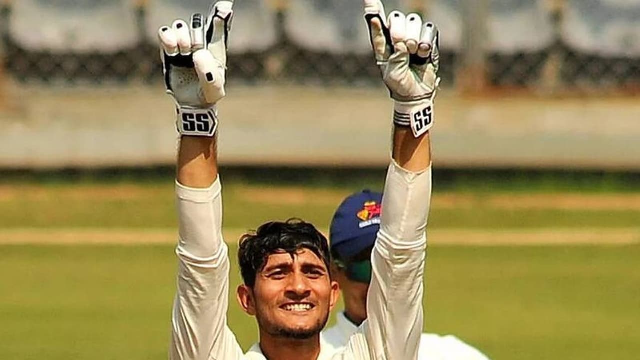 IPL Auction 2023: लखनऊ में रेलवे क्लर्क उपेंद्र यादव आईपीएल में ड्रीम डेब्यू के लिए तैयार IPL Auction 2023: लखनऊ में रेलवे क्लर्क उपेंद्र यादव आईपीएल में ड्रीम डेब्यू के लिए तैयार