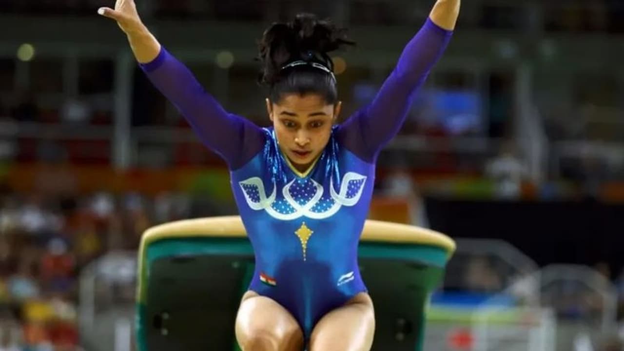  యాంటీ డోపింగ్ టెస్టుల్లో ఫెయిల్: దీపాకర్మాకర్ పై 21 నెలల నిషేధం