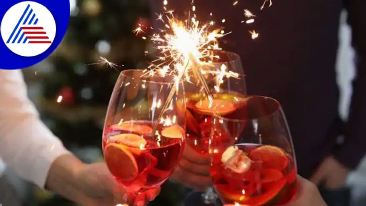 Christmas, New Year ಖುಷೀಲಿ ಬೇಕಾಬಿಟ್ಟಿ ಡ್ರಿಂಕ್ಸ್ ಮಾಡಿದ್ರೆ ತ್ವಚೆ ಹಾಳಾಗುತ್ತೆ Christmas, New Year ಖುಷೀಲಿ ಬೇಕಾಬಿಟ್ಟಿ ಡ್ರಿಂಕ್ಸ್ ಮಾಡಿದ್ರೆ ತ್ವಚೆ ಹಾಳಾಗುತ್ತೆ