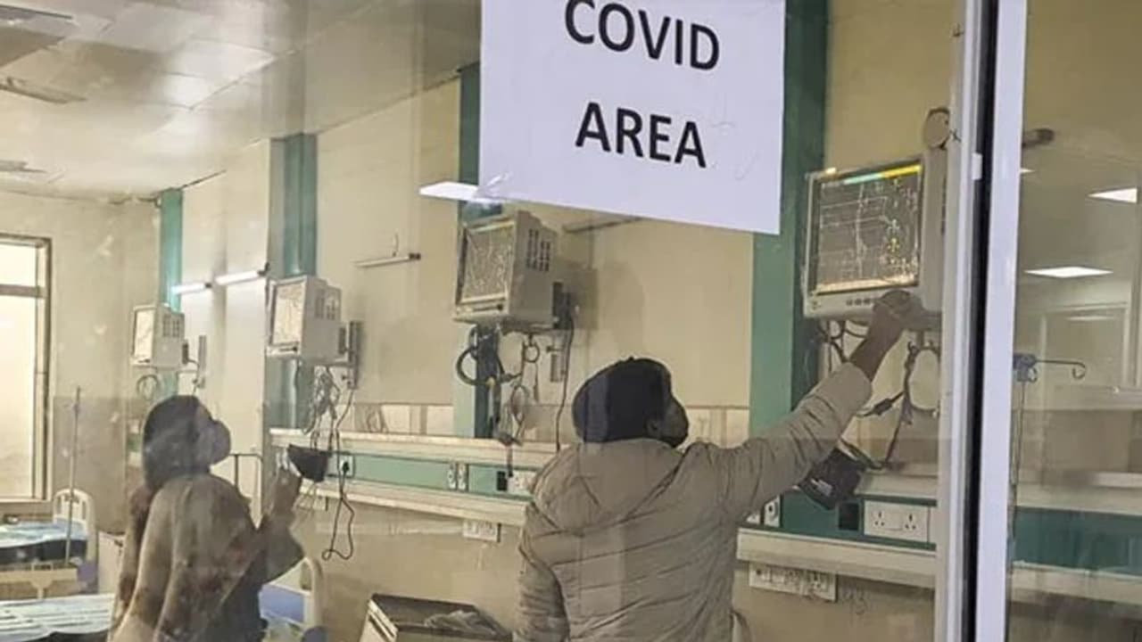 Maintain optimal testing, mock drill on April 10, 11: Centre's advisory to states amid rise in COVID cases