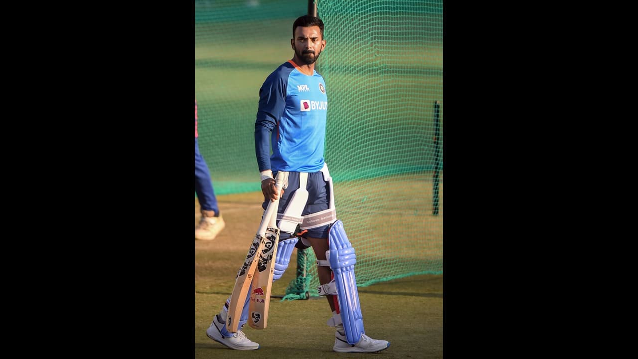 നെറ്റ്‌സില്‍ അടിപൂരവുമായി കെ എല്‍ രാഹുല്‍; വല്ലതും നടക്കുമോയെന്ന് ആരാധകര്‍ വീഡിയോ