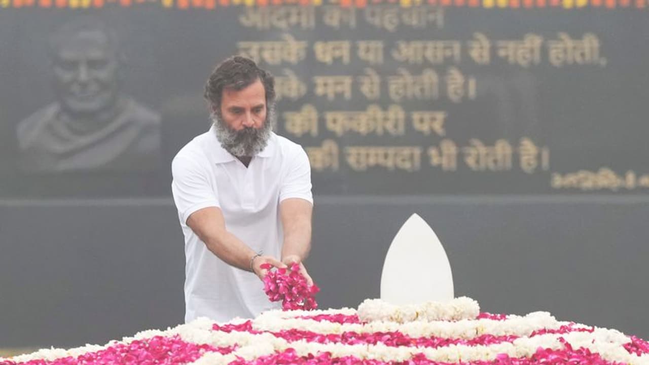 Bharat Jodo Yatra: Rahul Gandhi visits memorials of former PMs during Delhi leg, pays tribute