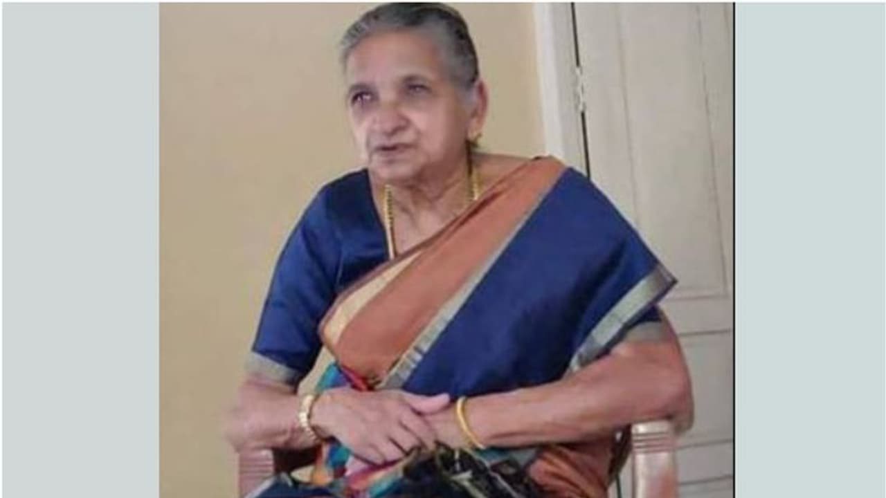 നിക്സണ് ജോര്ജിന്റെ മാതാവ് ചിന്നമ്മ ജോര്ജ് അന്തരിച്ചു നിക്സണ് ജോര്ജിന്റെ മാതാവ് ചിന്നമ്മ ജോര്ജ് അന്തരിച്ചു