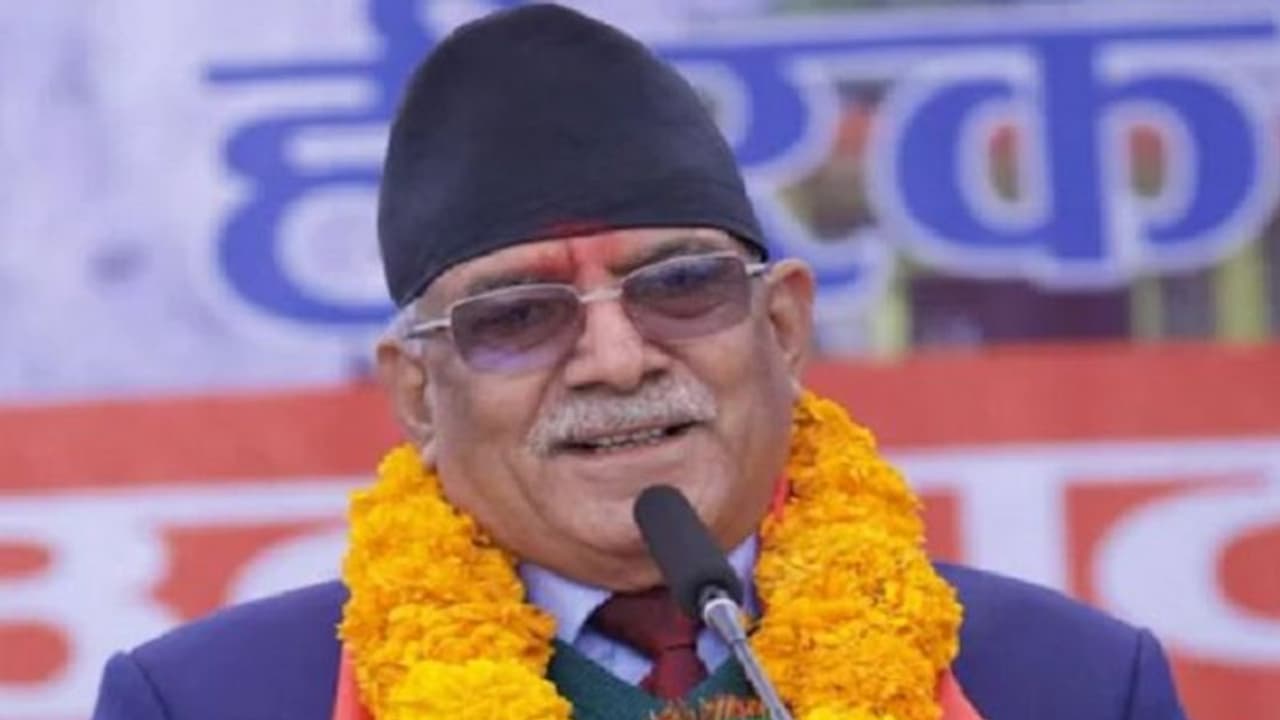 तीसरी बार नेपाल के प्रधानमंत्री बने पुष्प कमल दहल प्रचंड, तीन डिप्टी PM ने भी लिया शपथ