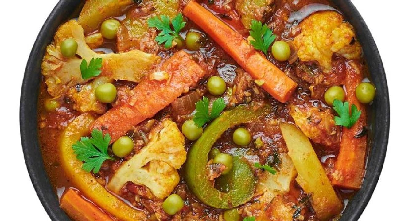 வட இந்திய ஸ்டைலில் ஆரோக்கியமான "வெஜ் சப்ஜி" ! இப்படி செய்து கொடுத்து அசத்தலாம் வாங்க! வட இந்திய ஸ்டைலில் ஆரோக்கியமான "வெஜ் சப்ஜி" ! இப்படி செய்து கொடுத்து அசத்தலாம் வாங்க!