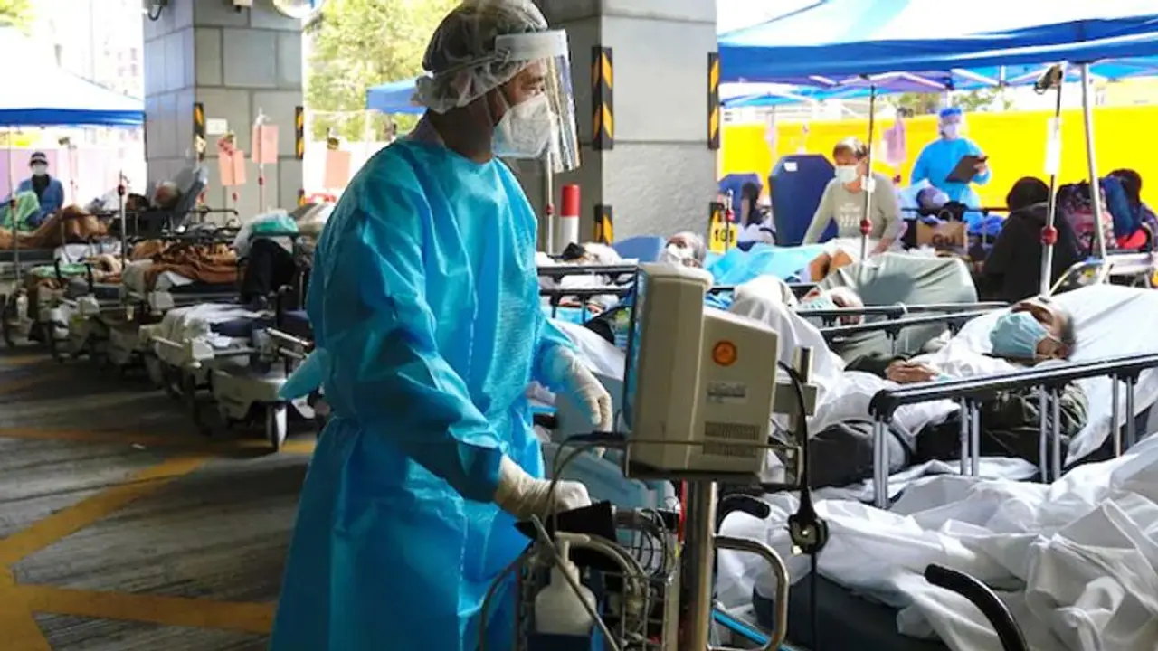 ಚೀನಾದ ಕೋವಿಡ್ ನೈಜ ಪರಿಸ್ಥಿತಿ ಬಹಿರಂಗ, ಶವಗಳ ನಡುವೆ ಸೋಂಕಿತರಿಗೆ ಚಿಕಿತ್ಸೆ!