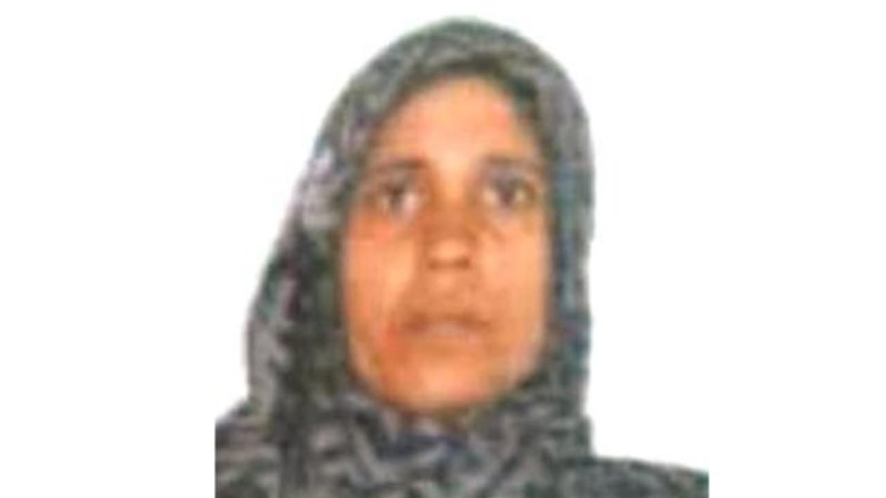 സന്ദർശന വിസയിൽ ജിദ്ദയിലെത്തിയ മലപ്പുറം സ്വദേശിനി മരിച്ചു സന്ദർശന വിസയിൽ ജിദ്ദയിലെത്തിയ മലപ്പുറം സ്വദേശിനി മരിച്ചു