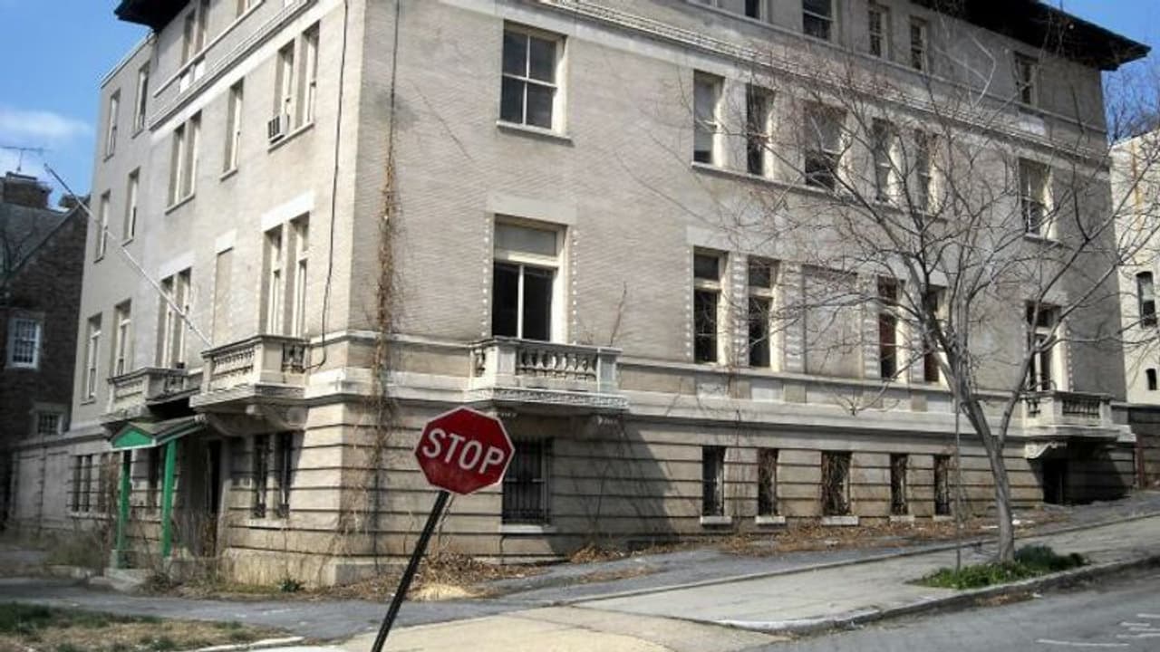 Indian realtor bids for one of Pakistan's embassy buildings in Washington Indian realtor bids for one of Pakistan's embassy buildings in Washington