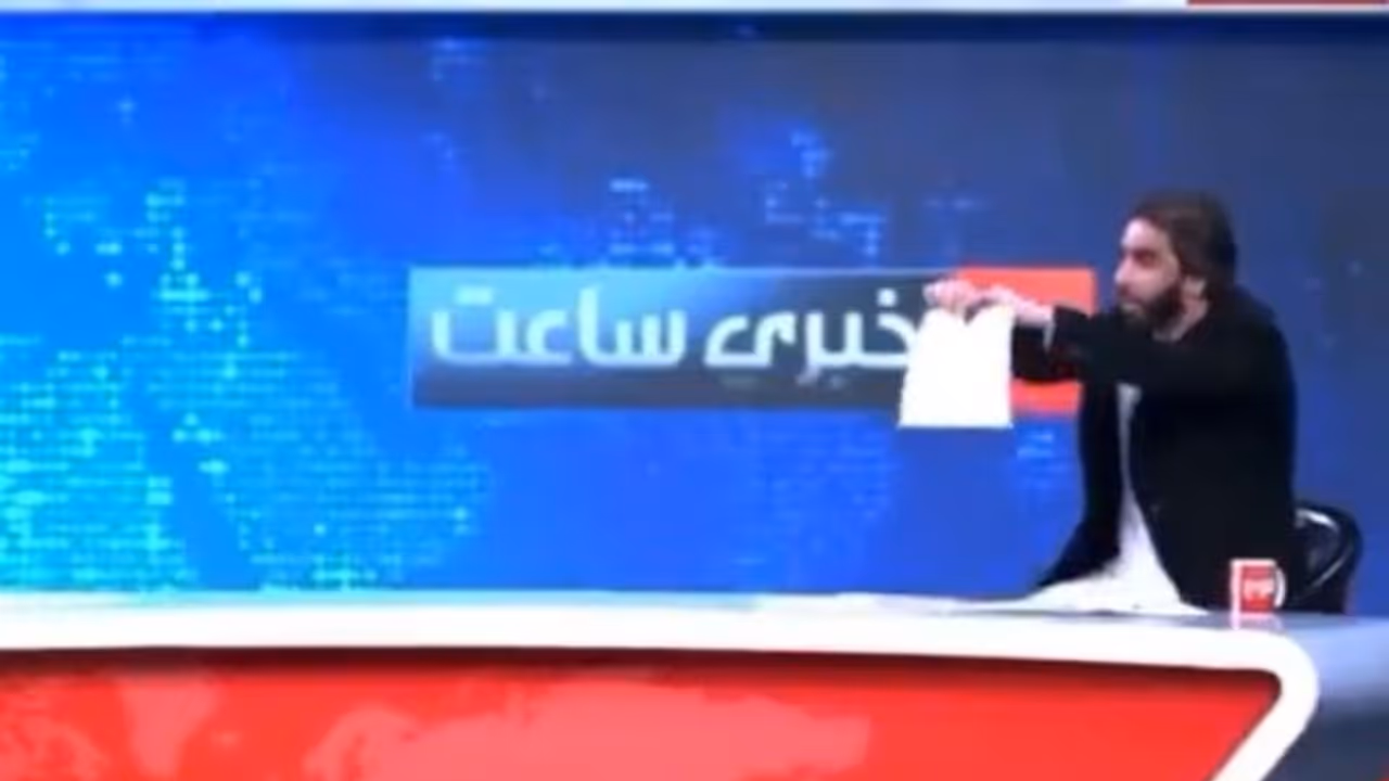 'I do not need these...' Afghan professor tears diplomas on TV against Taliban diktats on women's education 'I do not need these...' Afghan professor tears diplomas on TV against Taliban diktats on women's education