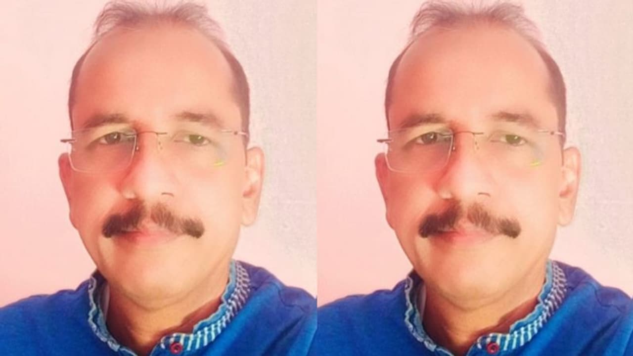 చిత్తలూరి కవిత : ఆయన గురించి