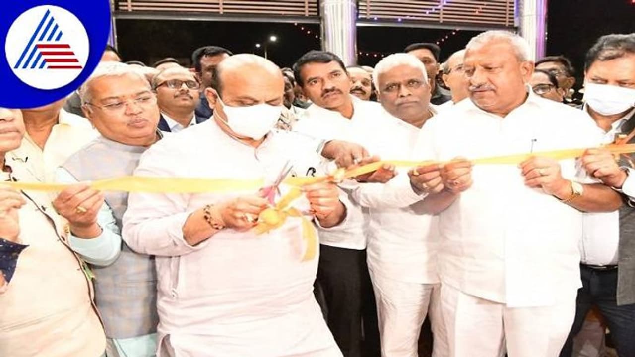 ಖಾಸಗಿಗೆ ಪೈಪೋಟಿ ನೀಡುವಷ್ಟು ಸಾರಿಗೆ ಸುಧಾರಣೆ: ಸಿಎಂ ಬೊಮ್ಮಾಯಿ ಖಾಸಗಿಗೆ ಪೈಪೋಟಿ ನೀಡುವಷ್ಟು ಸಾರಿಗೆ ಸುಧಾರಣೆ: ಸಿಎಂ ಬೊಮ್ಮಾಯಿ