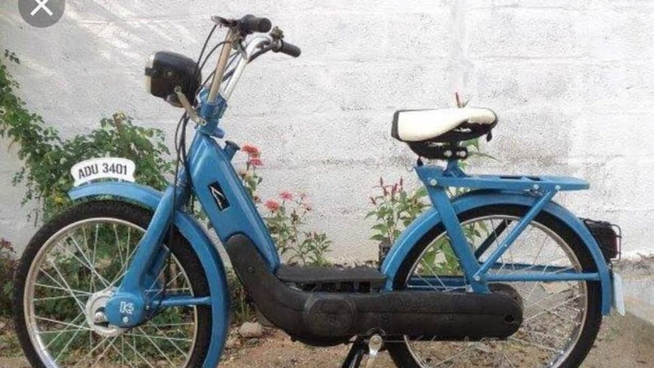 കഴിഞ്ഞുപോയ കാലം തിരികെ വരുന്നൂ, ഓര്മ്മകളുടെ പൂന്തോട്ടവുമായി കൈനറ്റിക്ക് ലൂണ വീട്ടുമുറ്റങ്ങളിലേക്ക്! കഴിഞ്ഞുപോയ കാലം തിരികെ വരുന്നൂ, ഓര്മ്മകളുടെ പൂന്തോട്ടവുമായി കൈനറ്റിക്ക് ലൂണ വീട്ടുമുറ്റങ്ങളിലേക്ക്!