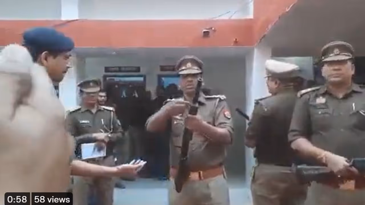 ಗನ್ ಲೋಡ್ ಮಾಡಲಾಗದೇ ತಬ್ಬಿಬ್ಬಾದ ಇನ್ಸ್‌ಪೆಕ್ಟರ್: ವಿಡಿಯೋ ವೈರಲ್