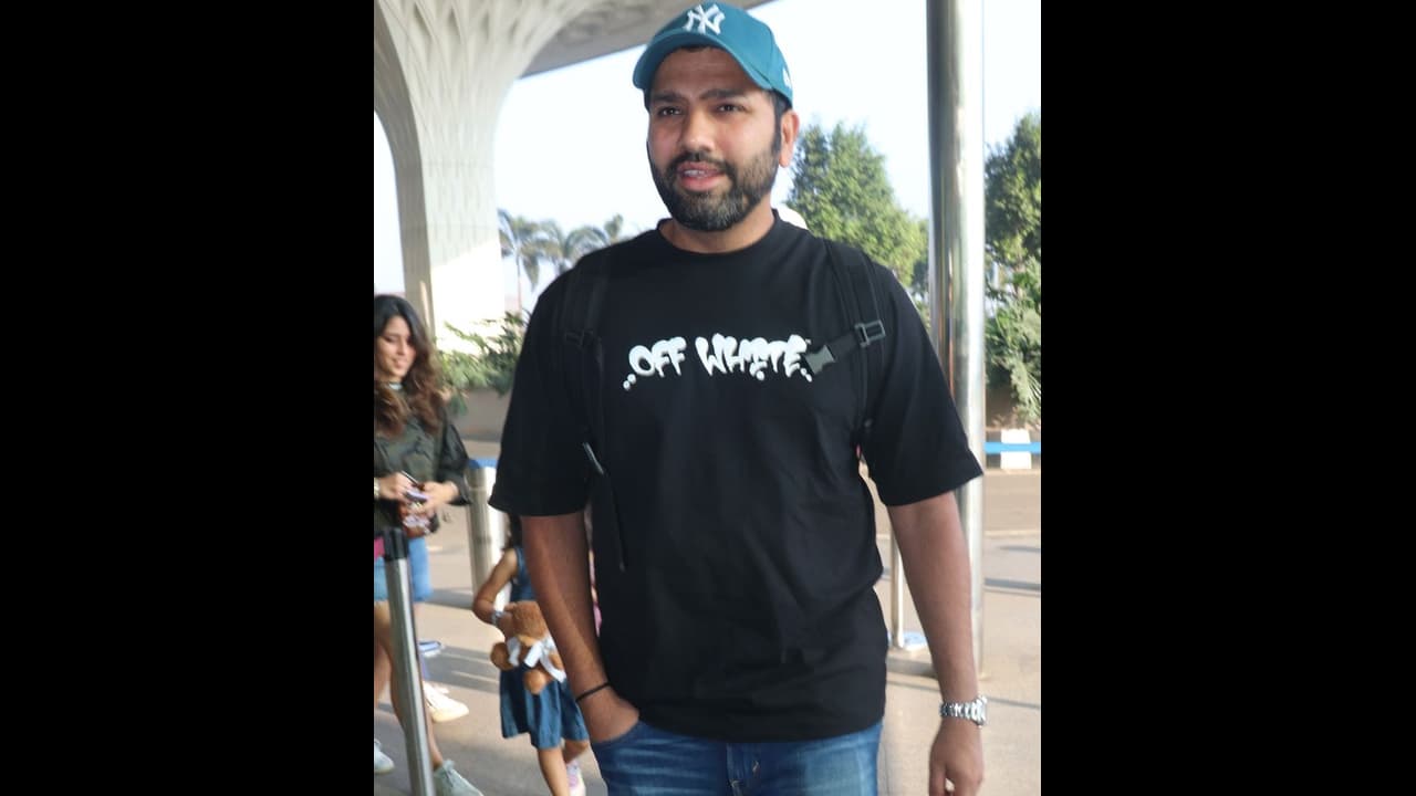 ലങ്കയ്ക്കെതിരായ ആദ്യ ഏകദിനം നാളെ; ആരാധകര് പ്രതീക്ഷിക്കേണ്ടത് എന്തൊക്കെ? ലങ്കയ്ക്കെതിരായ ആദ്യ ഏകദിനം നാളെ; ആരാധകര് പ്രതീക്ഷിക്കേണ്ടത് എന്തൊക്കെ?