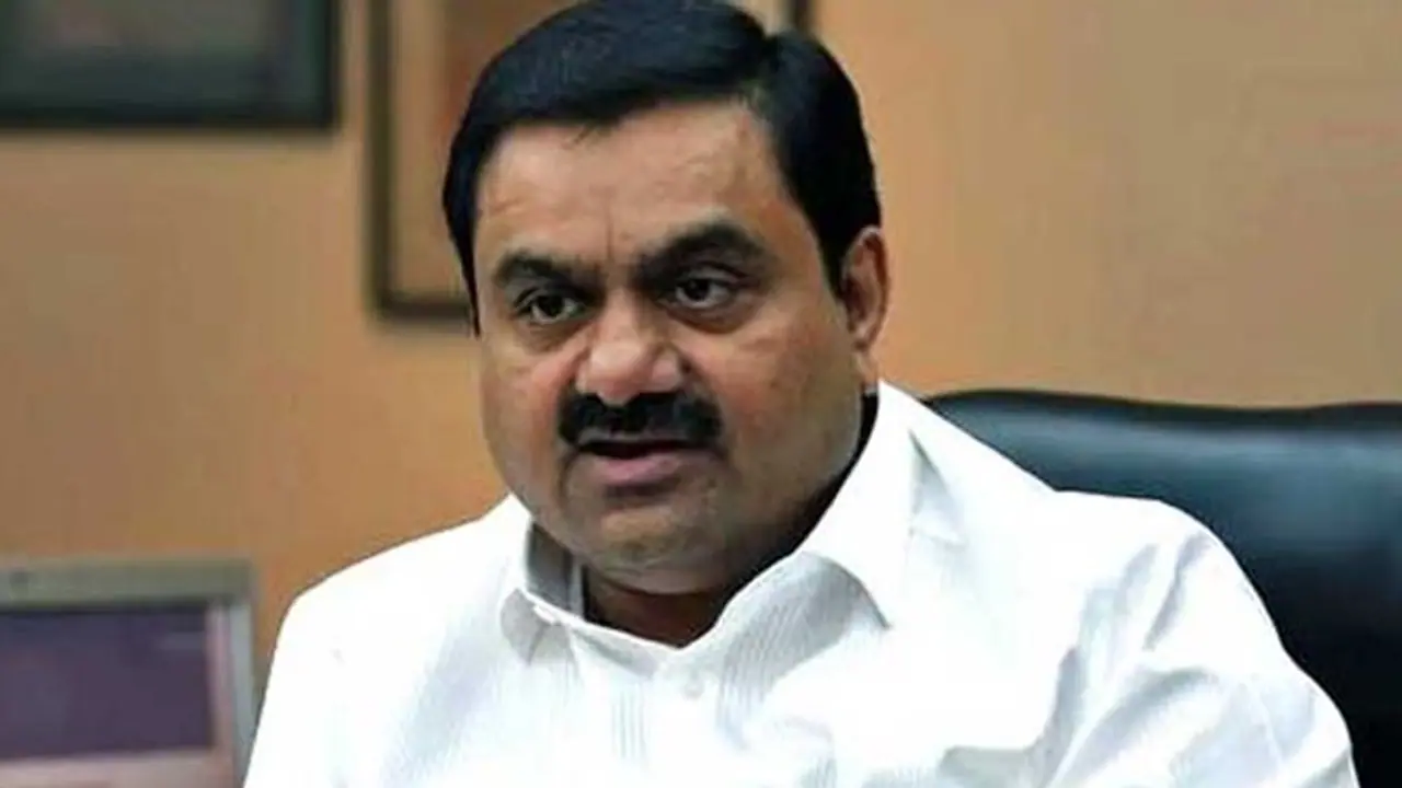 2 ലക്ഷം കോടി രൂപയുടെ നഷ്ടം; അദാനി ഗ്രൂപ്പിന്റെ ഓഹരികൾ കൂടുതൽ ഇടിവിലേക്ക് 2 ലക്ഷം കോടി രൂപയുടെ നഷ്ടം; അദാനി ഗ്രൂപ്പിന്റെ ഓഹരികൾ കൂടുതൽ ഇടിവിലേക്ക്