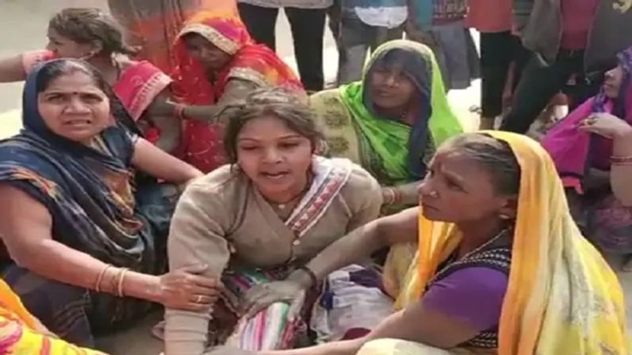 भदोही में बिस्तर पर पड़ा था 4 माह के मासूम का शव, बाहर निकली बांयीं आंख देख चीख पड़ी मां