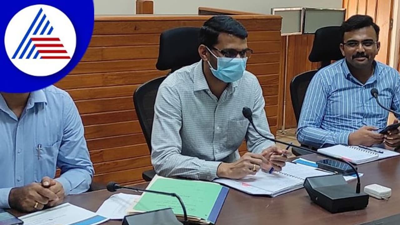 ಕೋವಿಡ್ ಸೋಂಕಿನ ಬಗ್ಗೆ ಎಚ್ಚರವಹಿಸಿ, ಬೂಸ್ಟರ್ ಡೋಸ್ ತಪ್ಪದೇ ಪಡೆಯಿರಿ: ಉಡುಪಿ ಜಿಲ್ಲಾಧಿಕಾರಿ 