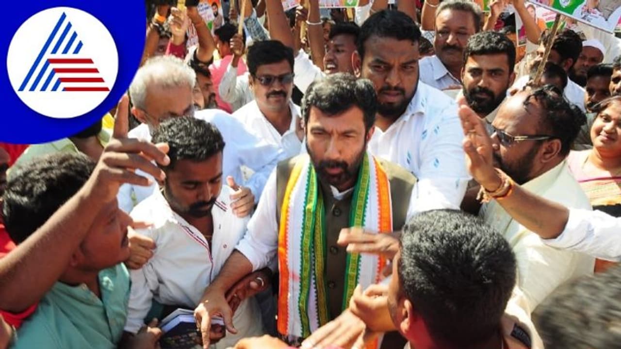 Chitradurga: ಕಾಂಗ್ರೆಸ್ ಟಿಕೆಟ್ ಗಾಗಿ ಜಿಲ್ಲೆಯ 6 ಕ್ಷೇತ್ರದ ಆಕಾಂಕ್ಷಿಗಳ ಮೆಗಾ ಫೈಟ್ Chitradurga: ಕಾಂಗ್ರೆಸ್ ಟಿಕೆಟ್ ಗಾಗಿ ಜಿಲ್ಲೆಯ 6 ಕ್ಷೇತ್ರದ ಆಕಾಂಕ್ಷಿಗಳ ಮೆಗಾ ಫೈಟ್