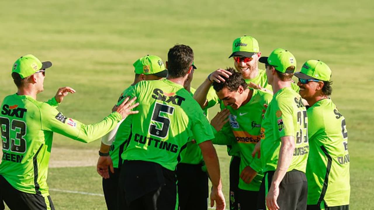 BBL: சீட்டுக்கட்டாய் சரிந்த ஹோபர்ட் ஹரிகேன்ஸ் பேட்டிங் ஆர்டர்..! சிட்னி தண்டர் மாபெரும் வெற்றி BBL: சீட்டுக்கட்டாய் சரிந்த ஹோபர்ட் ஹரிகேன்ஸ் பேட்டிங் ஆர்டர்..! சிட்னி தண்டர் மாபெரும் வெற்றி