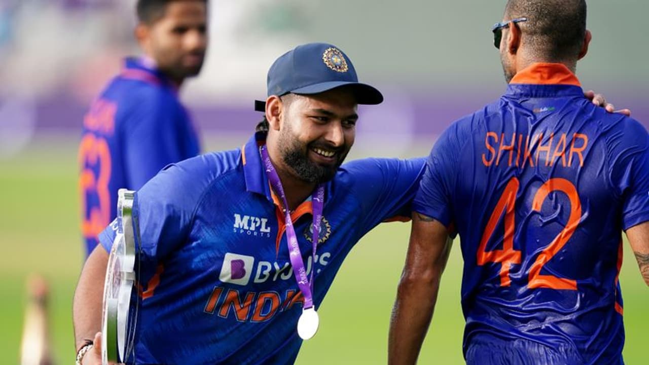 కోలుకున్న రిషబ్ పంత్...యాక్సిడెంట్ తర్వాత తొలిసారి ట్వీట్ చేసిన వికెట్ కీపర్...