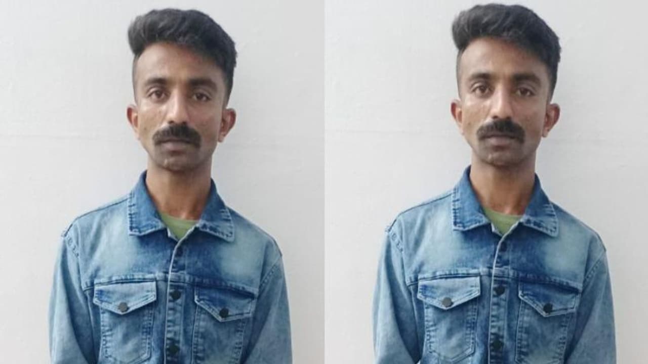 അന്താരാഷ്ട്ര ലഹരിക്കടത്ത് മാഫിയയിലെ പ്രധാന കണ്ണി കോഴിക്കോട് പിടിയിൽ അന്താരാഷ്ട്ര ലഹരിക്കടത്ത് മാഫിയയിലെ പ്രധാന കണ്ണി കോഴിക്കോട് പിടിയിൽ