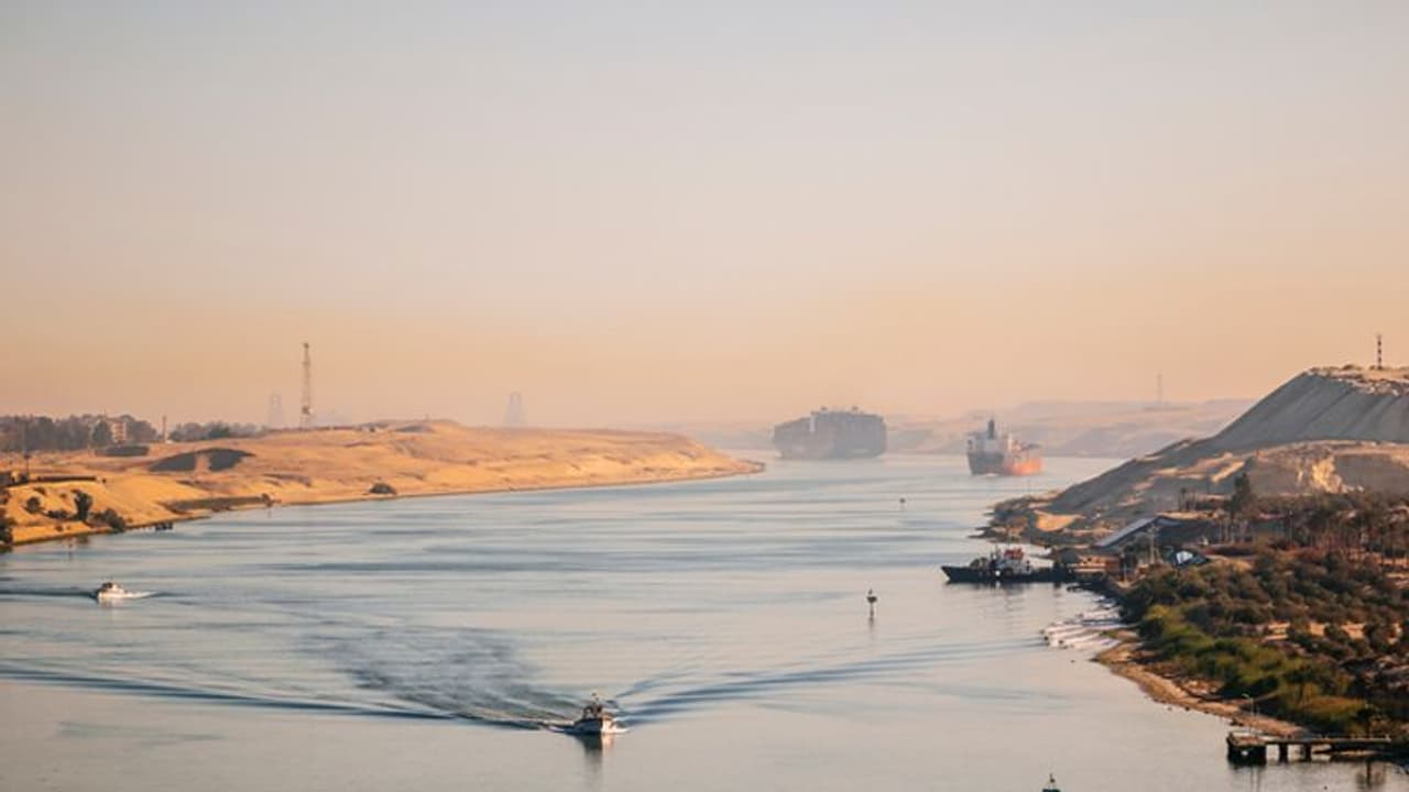 ನುಗು ಹಿನ್ನೀರಿನಲ್ಲಿ ತೇಲಿ ಬರುತ್ತಿದೆ ಹಳೆ ಬಟ್ಟೆ, ಪ್ಲಾಸ್ಟಿಕ್ ತ್ಯಾಜ್ಯ ನುಗು ಹಿನ್ನೀರಿನಲ್ಲಿ ತೇಲಿ ಬರುತ್ತಿದೆ ಹಳೆ ಬಟ್ಟೆ, ಪ್ಲಾಸ್ಟಿಕ್ ತ್ಯಾಜ್ಯ