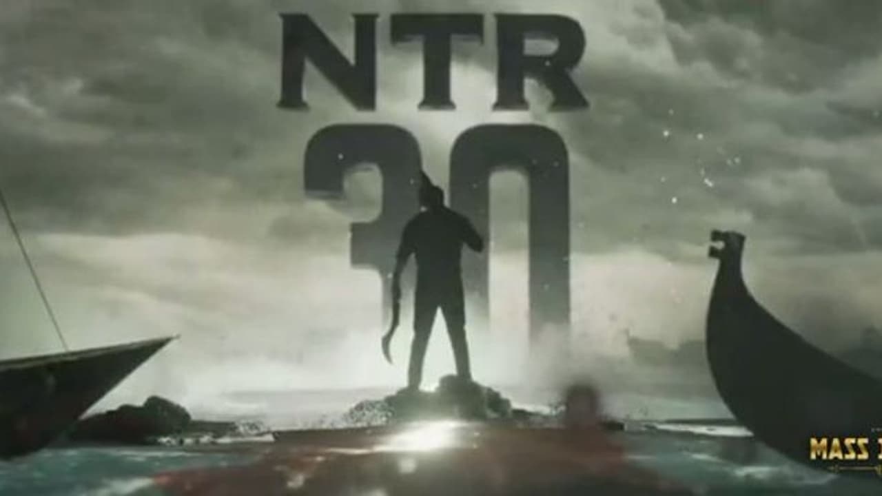 ‘ఎన్టీఆర్30’ టైటిల్ ఏంటో తెలుసా? ఆ ప్రత్యేకమైన రోజునే విడుదల.. డిటేయిల్స్ ‘ఎన్టీఆర్30’ టైటిల్ ఏంటో తెలుసా? ఆ ప్రత్యేకమైన రోజునే విడుదల.. డిటేయిల్స్