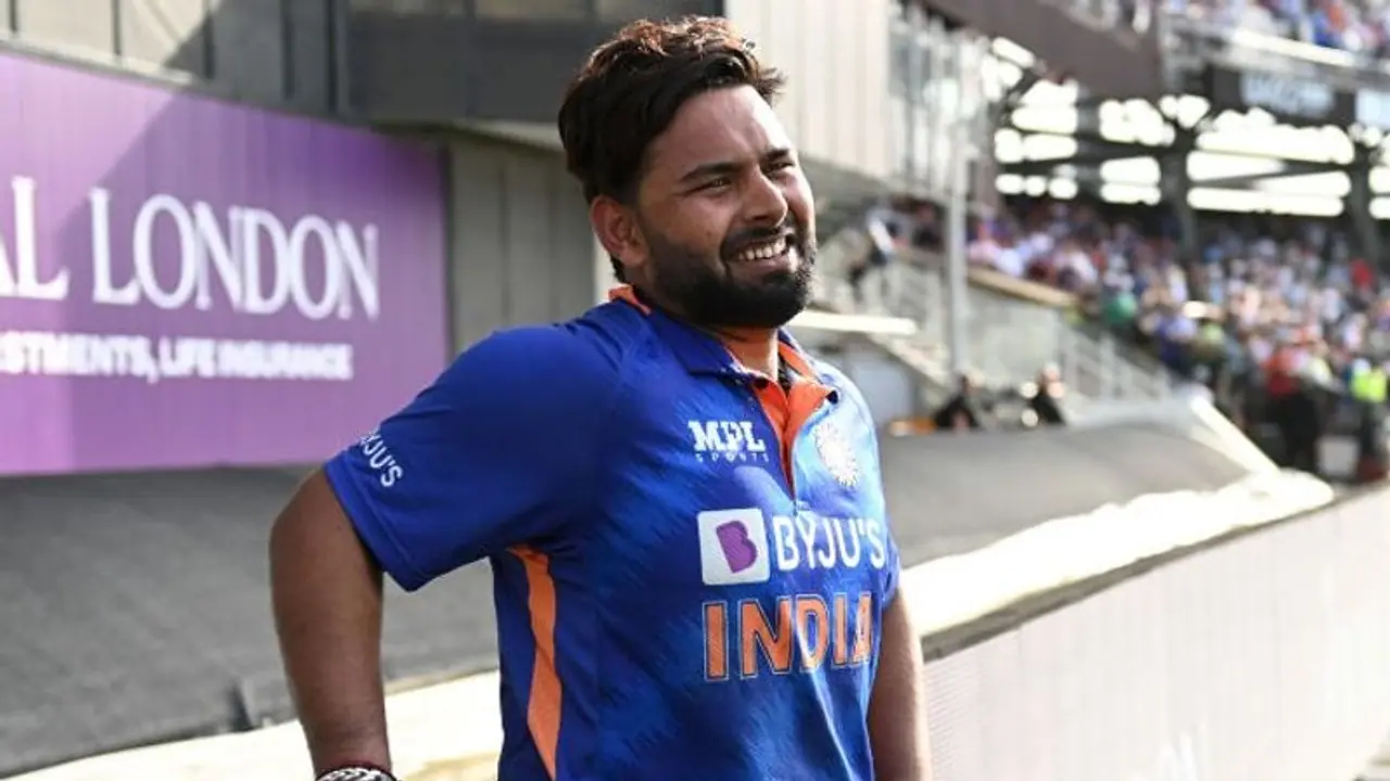 రిషబ్ పంత్ మోకాలికి సర్జరీ పూర్తి... వేగంగా కోలుకుంటున్న టీమిండియా వికెట్ కీపర్... రిషబ్ పంత్ మోకాలికి సర్జరీ పూర్తి... వేగంగా కోలుకుంటున్న టీమిండియా వికెట్ కీపర్...