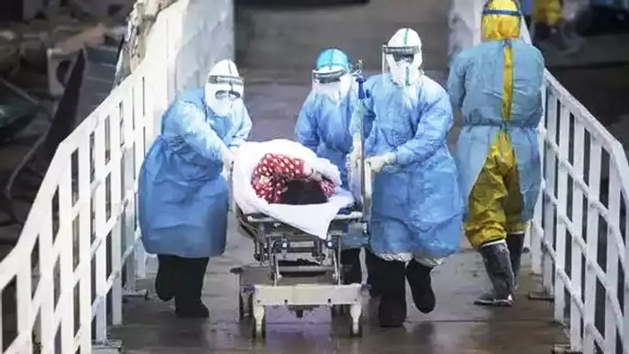 சென்னையில் அதிர்ச்சி.. பிரபல தனியார் மருத்துவமனையின் 9 வது மாடியிலிருந்து குதித்து வாலிபர் தற்கொலை..! சென்னையில் அதிர்ச்சி.. பிரபல தனியார் மருத்துவமனையின் 9 வது மாடியிலிருந்து குதித்து வாலிபர் தற்கொலை..!