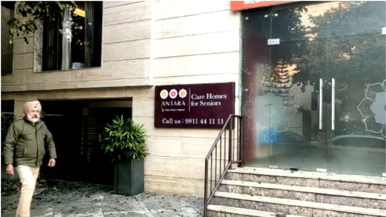 ദില്ലിയിലെ വൃദ്ധസദനത്തില് അഗ്നിബാധ, രണ്ട് പേര് പൊള്ളലേറ്റ് മരിച്ചു ദില്ലിയിലെ വൃദ്ധസദനത്തില് അഗ്നിബാധ, രണ്ട് പേര് പൊള്ളലേറ്റ് മരിച്ചു