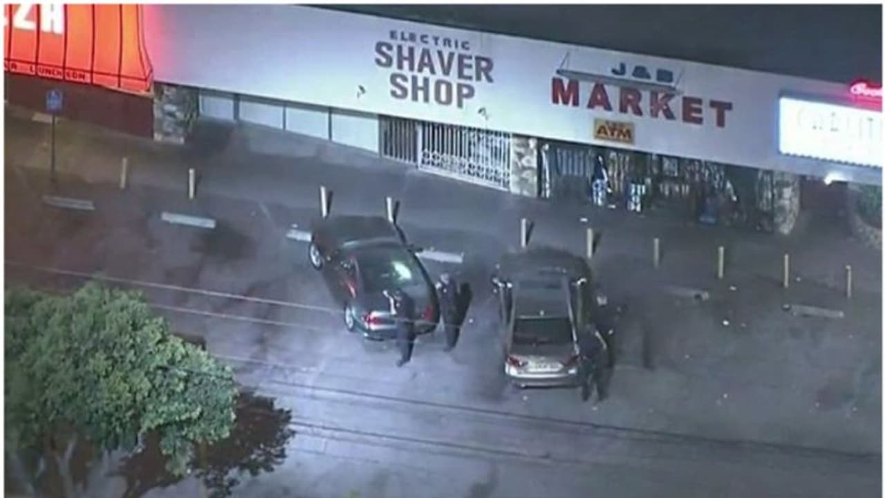 മെക്സിക്കോയിൽ ജയിലിനുളളിൽ വെടിവയ്പ്. 10 ജയിൽ ഉദ്യോഗസ്ഥരടക്കം 14 പേര്‍ കൊല്ലപ്പെട്ടു 