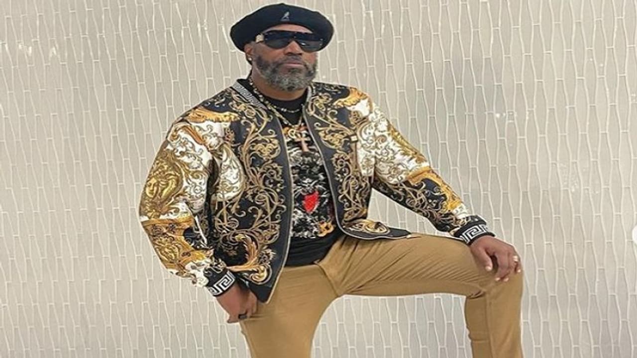 தனது ஸ்டைலில் புத்தாண்டை கொண்டாடிய யுனிவர்ஸ் பாஸ் கிறிஸ் கெயில்! தனது ஸ்டைலில் புத்தாண்டை கொண்டாடிய யுனிவர்ஸ் பாஸ் கிறிஸ் கெயில்!