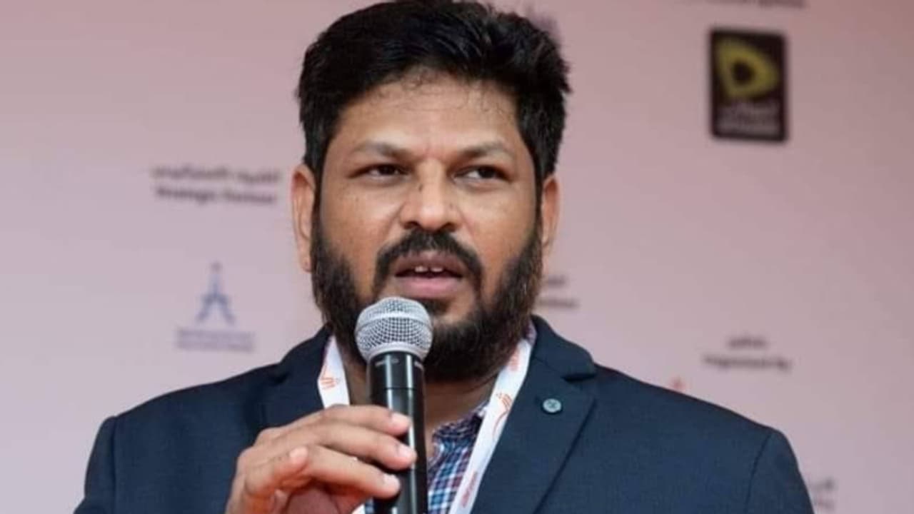 പാണക്കാട് കുടുംബത്തെ സമസ്ത ഭീഷണിപ്പെടുത്തി സമ്മേളനത്തിൽ നിന്ന് അകറ്റി: കെഎൻഎം സംസ്ഥാന സെക്രട്ടറി പാണക്കാട് കുടുംബത്തെ സമസ്ത ഭീഷണിപ്പെടുത്തി സമ്മേളനത്തിൽ നിന്ന് അകറ്റി: കെഎൻഎം സംസ്ഥാന സെക്രട്ടറി