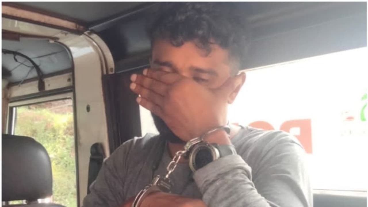 ഒരു കോടി രൂപയോളം വില വരുന്ന ആമ്പർഗ്രീസുമായി ഒരാൾ പിടിയിൽ