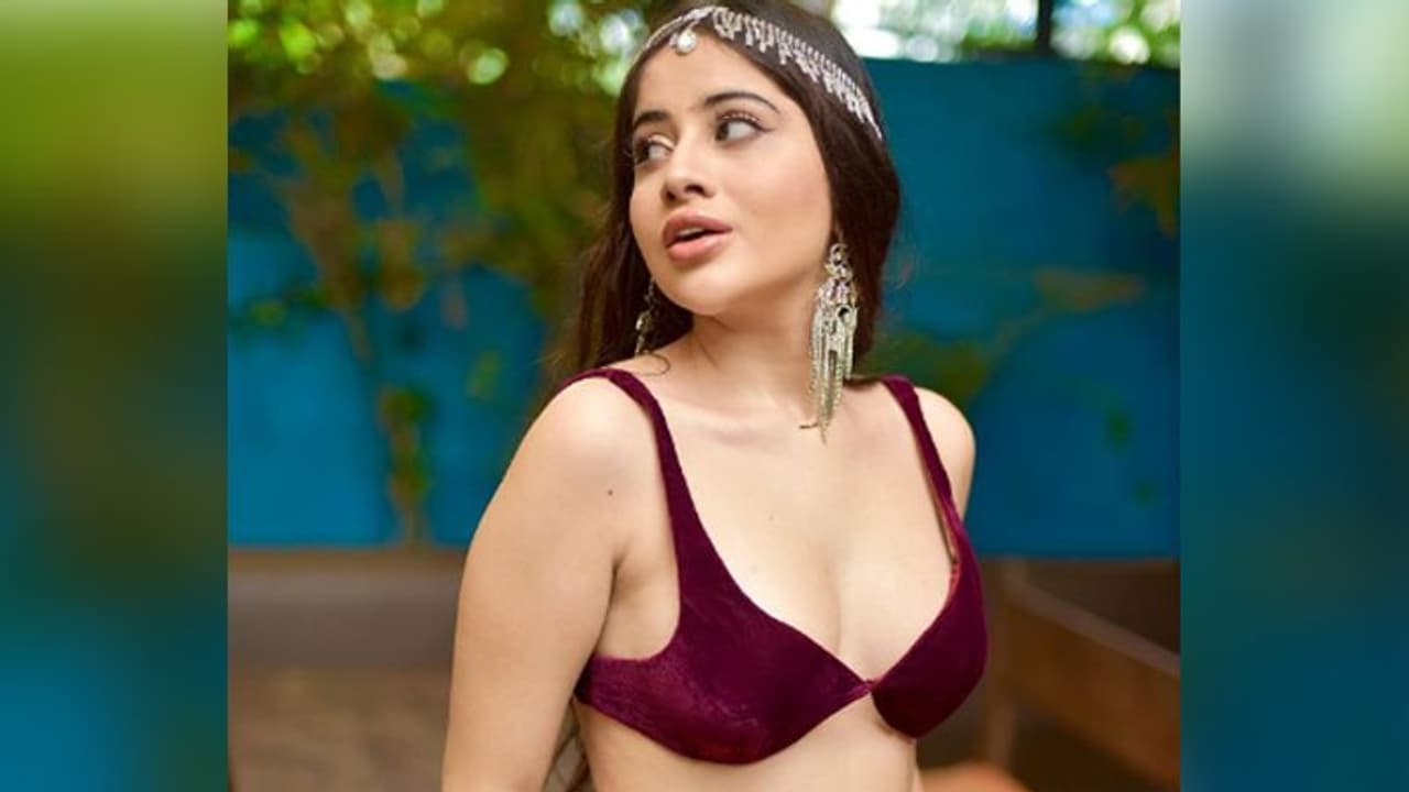 Urfi Javed: ಮುಸ್ಲಿಮರೂ ಮನೆ ಕೊಡ್ತಿಲ್ಲ, ಏನ್​ ಮಾಡ್ಲಿ? ಟ್ವಿಟರ್​ನಲ್ಲಿ ಉರ್ಫಿ ಗೋಳು 