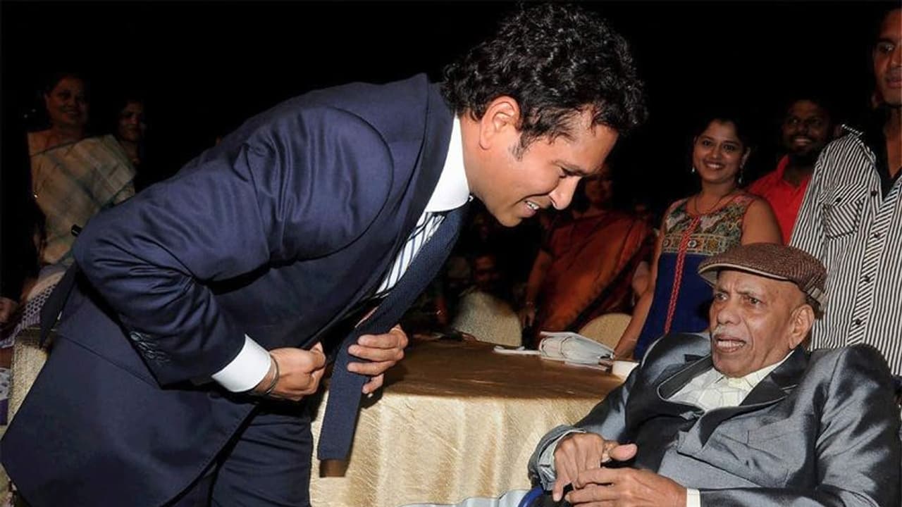 सचिन तेंदुलकर ने अपने द्रोणाचार्य को दी श्रद्धांजलि, कहा 'उनके बिना मैं कुछ नहीं होता' सचिन तेंदुलकर ने अपने द्रोणाचार्य को दी श्रद्धांजलि, कहा 'उनके बिना मैं कुछ नहीं होता'