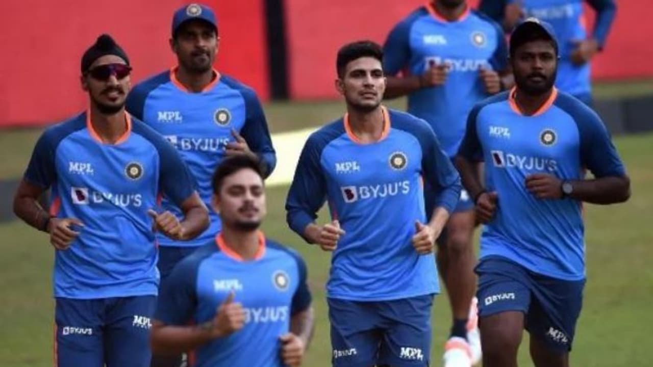 లక్ష్యం లంకతో ప్రారంభం.. రేపటి నుంచే శ్రీలంకతో టీ20 సిరీస్.. షెడ్యూల్, ఇతర వివరాలివే.. లక్ష్యం లంకతో ప్రారంభం.. రేపటి నుంచే శ్రీలంకతో టీ20 సిరీస్.. షెడ్యూల్, ఇతర వివరాలివే..