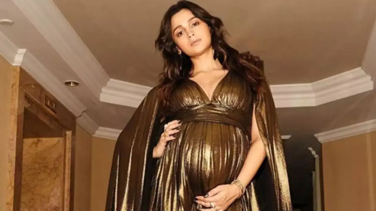 आलिया भट्ट ने क्यों छुपा रखी थी अपनी प्रेग्नेंसी की बात, अब एक्ट्रेस ने खुद कर दिया खुलासा आलिया भट्ट ने क्यों छुपा रखी थी अपनी प्रेग्नेंसी की बात, अब एक्ट्रेस ने खुद कर दिया खुलासा