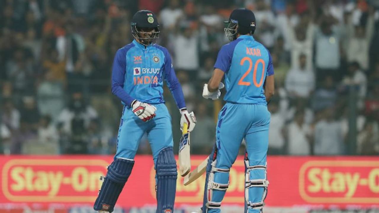 టాపార్డర్ విఫలం.. హుడా మెరుపులు.. లంక ముందు ఊరించే టార్గెట్ నిలిపిన టీమిండియా 