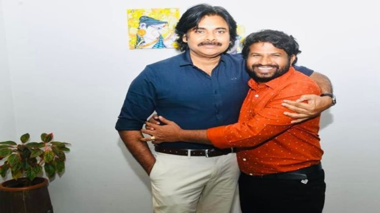 #PawanKalyan:పవన్ సినిమాకు 'హైపర్ ఆది' డైలాగులు #PawanKalyan:పవన్ సినిమాకు 'హైపర్ ఆది' డైలాగులు