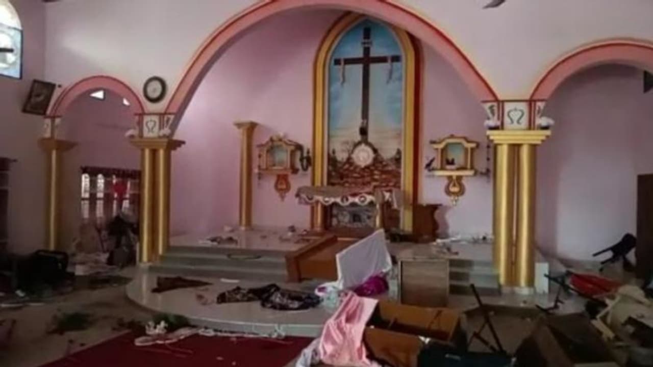 ഛത്തീസ്ഗഡിലെ പള്ളി ആക്രമണം: ഇടപെട്ട് ദേശീയ ന്യൂനപക്ഷ കമ്മീഷൻ; സംസ്ഥാനത്തോട് റിപ്പോർട്ട് തേടി ഛത്തീസ്ഗഡിലെ പള്ളി ആക്രമണം: ഇടപെട്ട് ദേശീയ ന്യൂനപക്ഷ കമ്മീഷൻ; സംസ്ഥാനത്തോട് റിപ്പോർട്ട് തേടി