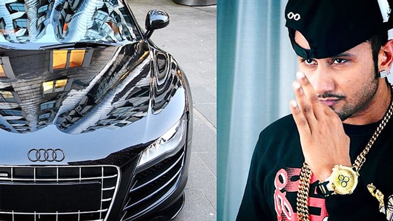 SHOCKING:हनी सिंह के कार नंबर की कीमत इतनी कि आ जाएगा मिडिल क्लास फैमिली का घर, सिंगर ने खोला राज SHOCKING:हनी सिंह के कार नंबर की कीमत इतनी कि आ जाएगा मिडिल क्लास फैमिली का घर, सिंगर ने खोला राज